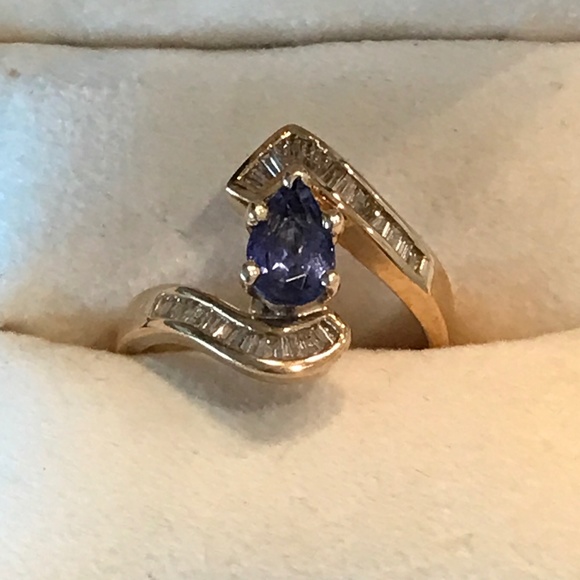 Tanzanite & Diamond Ring 14K. gold Size 7 - Picture 7 of 15